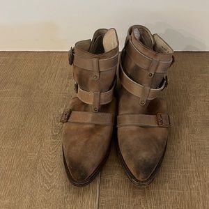 Freebird jade size 8